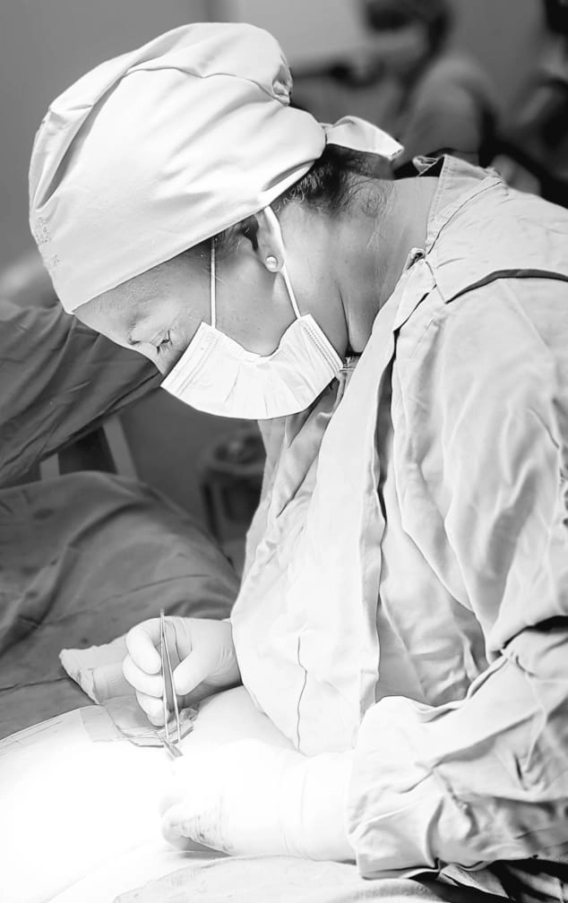 Dra Sara vargas Cirujana Plastica, cali colombia